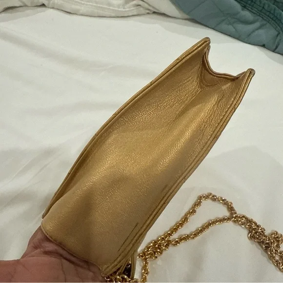 CHANEL Gold Quilted Crossbody Bag with Chain - Picture 10 of 12